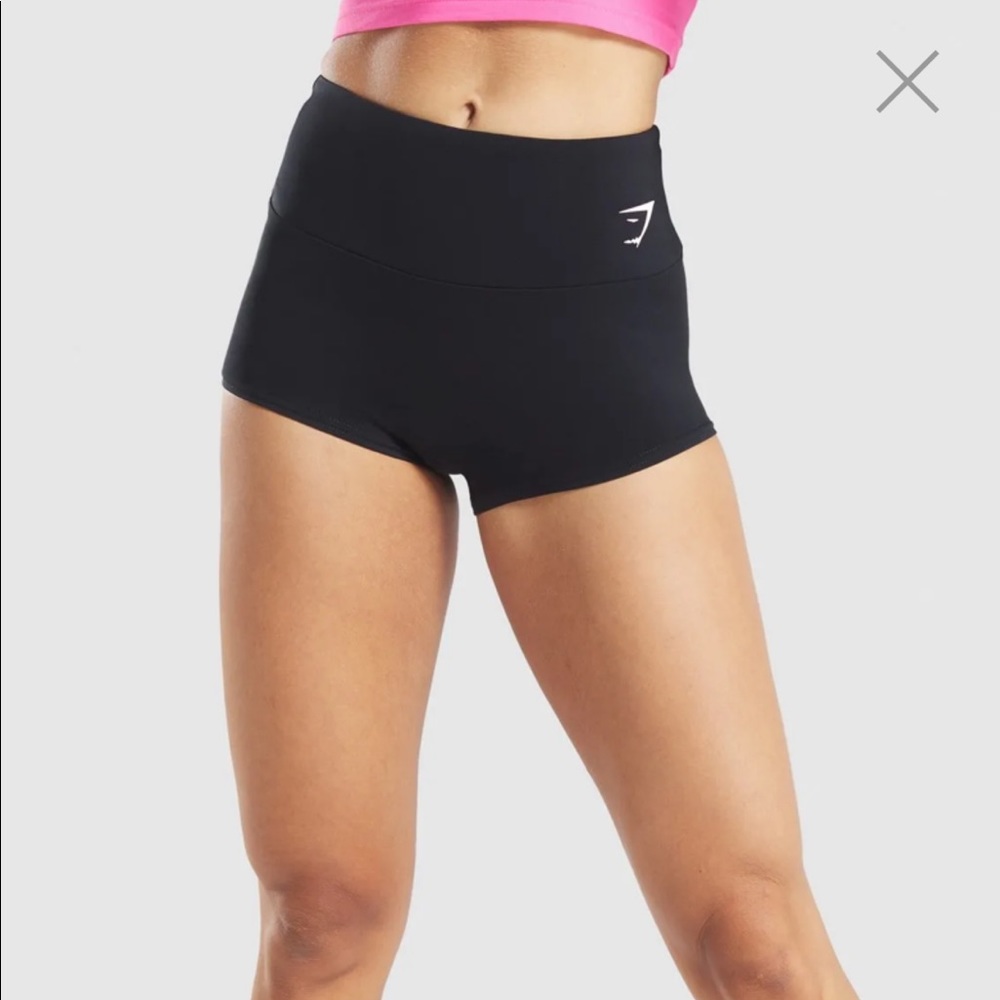 TRAINING SHORT LENGTH SHORTS